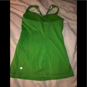 Lululemon tank top size 4 (with built in bra and pads)